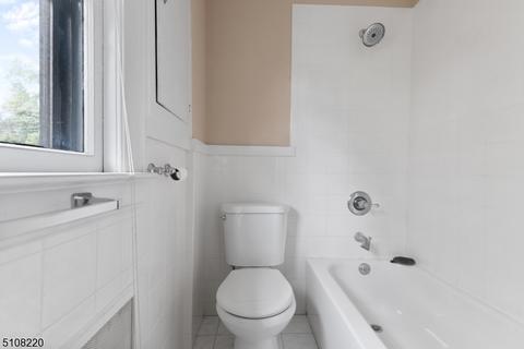 373 Hillside Ave, Nutley, NJ 07110 photo 14