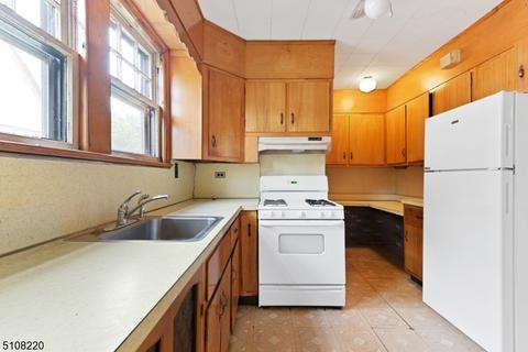 373 Hillside Ave, Nutley, NJ 07110 photo 7