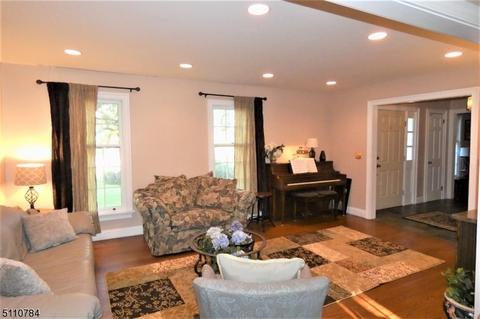 14 Apple Tree Rd, Flemington, NJ 08822 photo 11