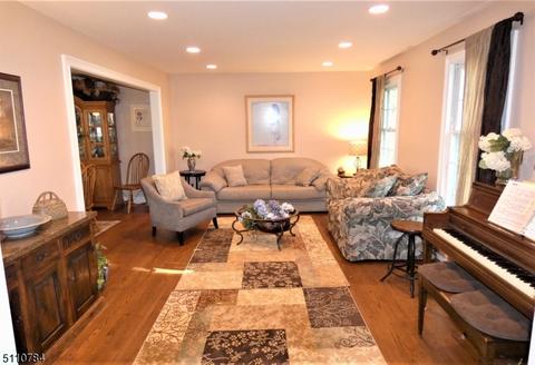 14 Apple Tree Rd, Flemington, NJ 08822 photo 9