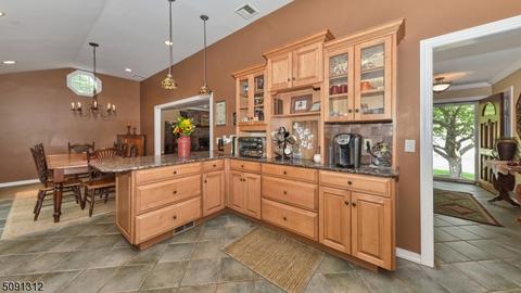 30 Berkley Ct, Wayne, NJ 07470 photo 11
