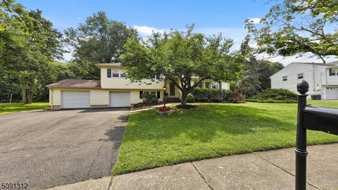 30 Berkley Ct, Wayne, NJ 07470 photo 4