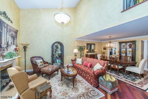122 Butternut Dr, Wayne, NJ 07470 photo 9
