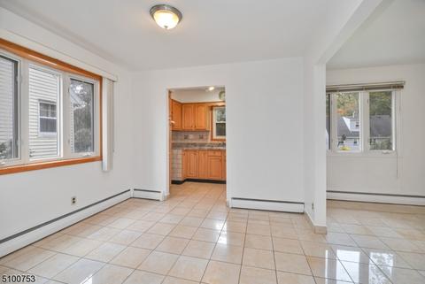 17 Linden Rd, Wayne, NJ 07470 photo 5