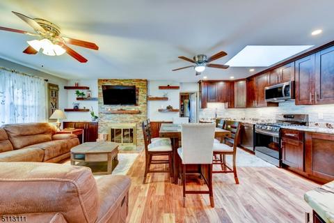 11 Oswego Ave, Middlesex, NJ 08846 photo 8