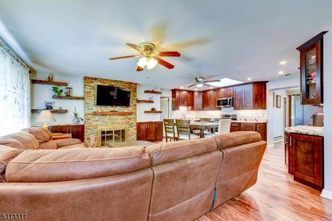 11 Oswego Ave, Middlesex, NJ 08846 photo 6