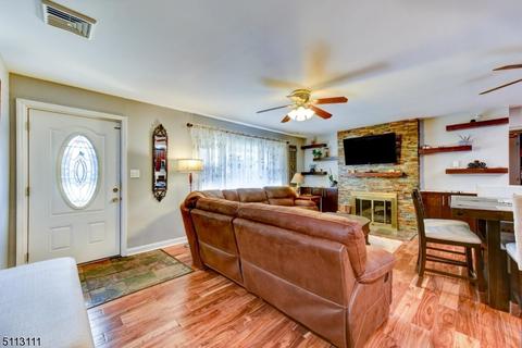 11 Oswego Ave, Middlesex, NJ 08846 photo 5