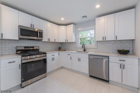 112 Jackson Ave, Wayne, NJ 07470 photo 13