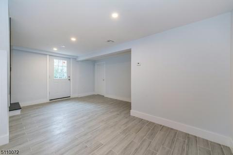 112 Jackson Ave, Wayne, NJ 07470 photo 25