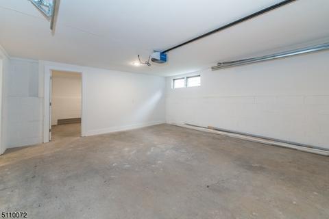 112 Jackson Ave, Wayne, NJ 07470 photo 32