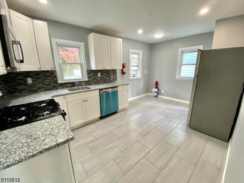 217 Harris Ave, Middlesex, NJ 08846 photo 4