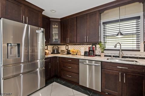 34 Gardner Pl, Sayreville Boro, NJ 08859 photo 8