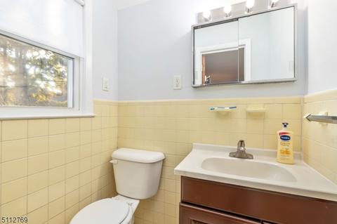 20 Hampton Dr, Berkeley Heights, NJ 07922 photo 15
