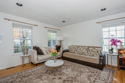 806 Grandview St, Middlesex, NJ 08846 photo 5