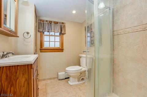 166 Echo Ave, Edison, NJ 08837 photo 16