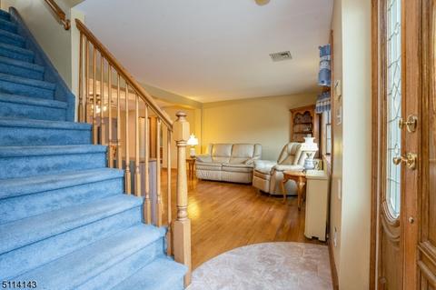 166 Echo Ave, Edison, NJ 08837 photo 2