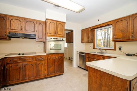 27 Cheryl Rd, Montville Twp., NJ 07058 photo 14