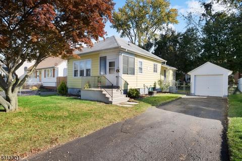 326 1st St, Middlesex, NJ 08846 photo 1