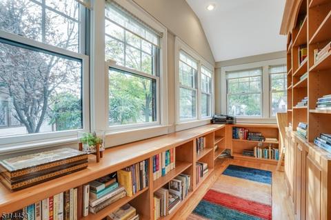 66 Locust Ave, Millburn, NJ 07041 photo 7