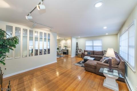 66 Everett Dr, Randolph, NJ 07869 photo 3
