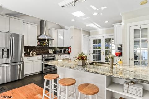 29 Sunset Dr, Millburn, NJ 07041 photo 8