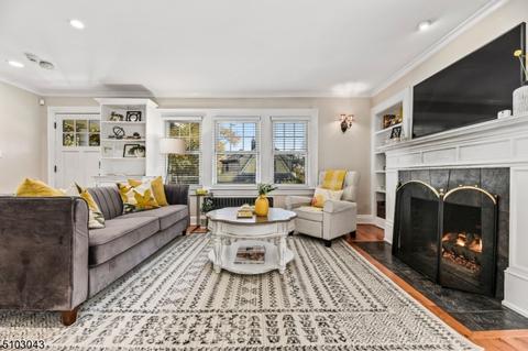 29 Sunset Dr, Millburn, NJ 07041 photo 4