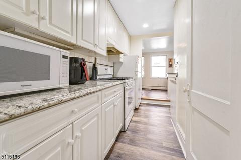 73 Myrtle Ave, Millburn, NJ 07041 photo 6