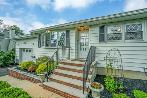 101 4th St, Middlesex, NJ 08846 photo 4