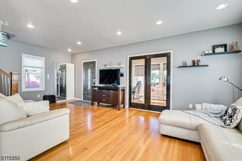 55 Barton St, Edison, NJ 08837 photo 7