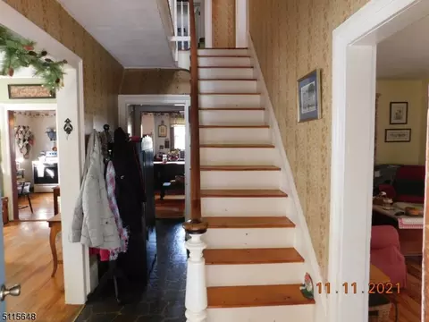 38 Wells Ave, Hampton, NJ 08827 photo 3