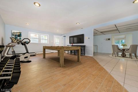 210 Alps Rd, Wayne, NJ 07470 photo 5