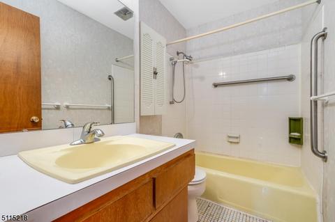 5 Hillside Dr, Clinton, NJ 08809 photo 16