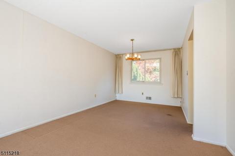 5 Hillside Dr, Clinton, NJ 08809 photo 8
