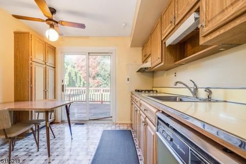 5 Hillside Dr, Clinton, NJ 08809 photo 5