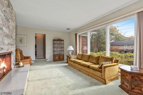 360 Central Ave, Mountainside, NJ 07092 photo 6