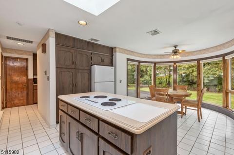 360 Central Ave, Mountainside, NJ 07092 photo 12