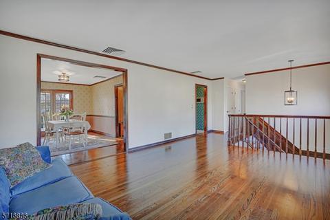 134 Benart Pl, Middlesex, NJ 08846 photo 6