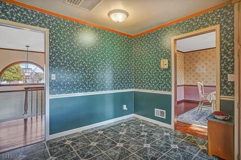 134 Benart Pl, Middlesex, NJ 08846 photo 11
