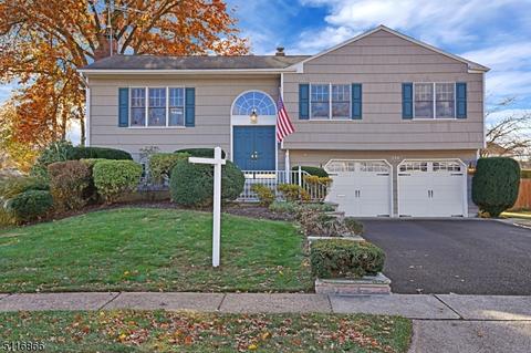 134 Benart Pl, Middlesex, NJ 08846 photo 2