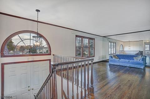 134 Benart Pl, Middlesex, NJ 08846 photo 3