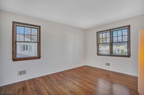 134 Benart Pl, Middlesex, NJ 08846 photo 15