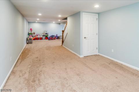 85 Berkeley Cir, Basking Ridge, NJ 07920 photo 18