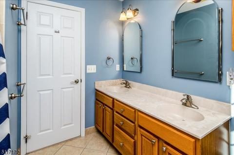 85 Berkeley Cir, Basking Ridge, NJ 07920 photo 16