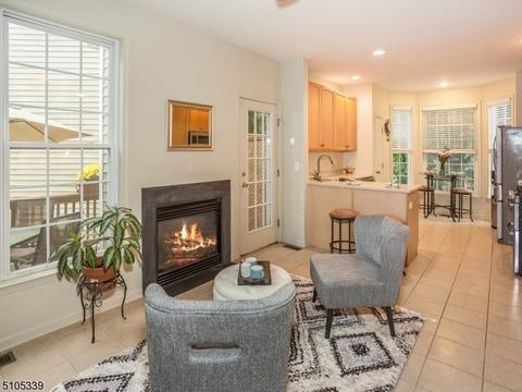 52 Arrowgate Dr, Randolph, NJ 07869 photo 13