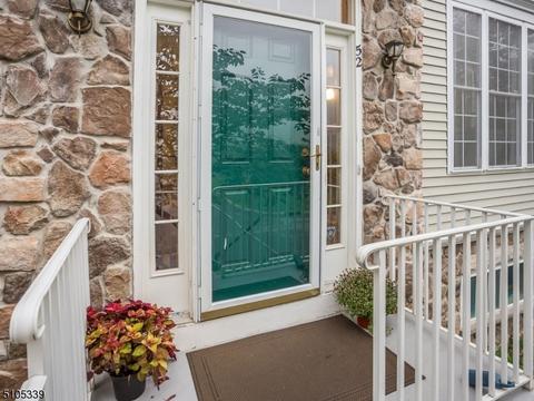 52 Arrowgate Dr, Randolph, NJ 07869 photo 3