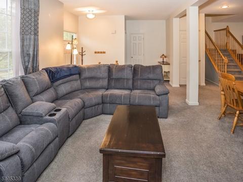 52 Arrowgate Dr, Randolph, NJ 07869 photo 6
