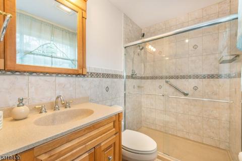 3 Wedgewood Dr, Wayne, NJ 07470 photo 13