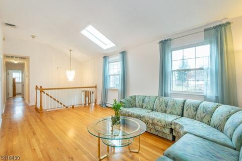 3 Wedgewood Dr, Wayne, NJ 07470 photo 5
