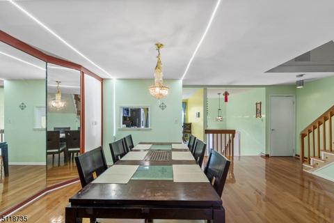 4302 Spring Brook Dr, Edison, NJ 08820 photo 12