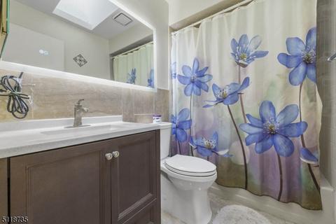 4302 Spring Brook Dr, Edison, NJ 08820 photo 34